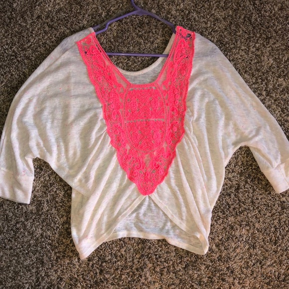 Moa Moa Shirt - Picture 2 of 5